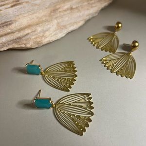 Delicate Flirty Floral Brass Earrings - Elegant Delicate Boho Chic Earrings